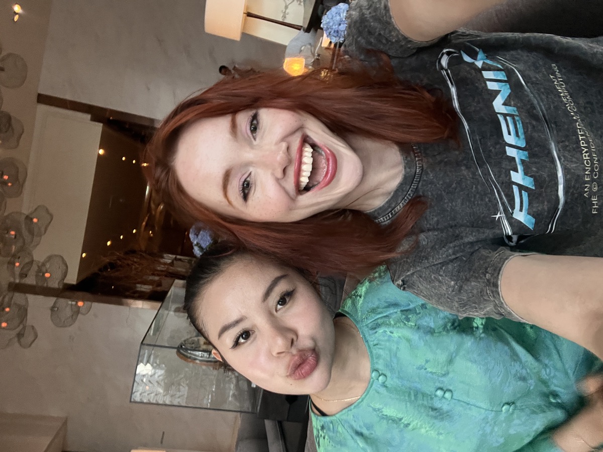 High Tea selfies